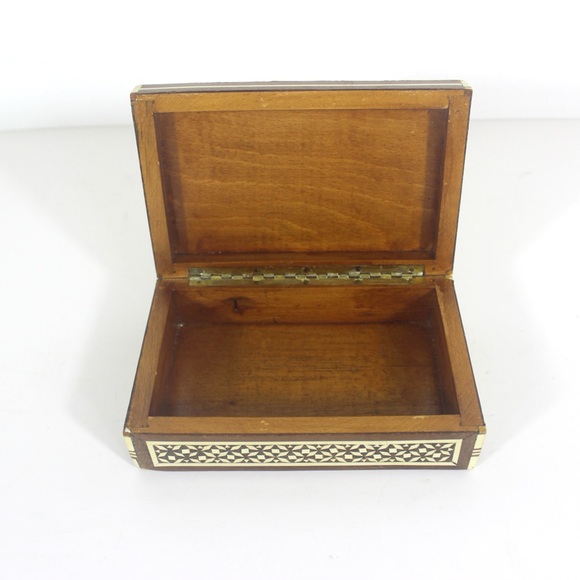 Vintage Mother of Pearl and Bone Inlay Box, Hinged Lid Wood Box, Brown Wood - Picture 8 of 10